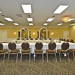 Best Western Plus Mariposa Inn & Conference Centre 