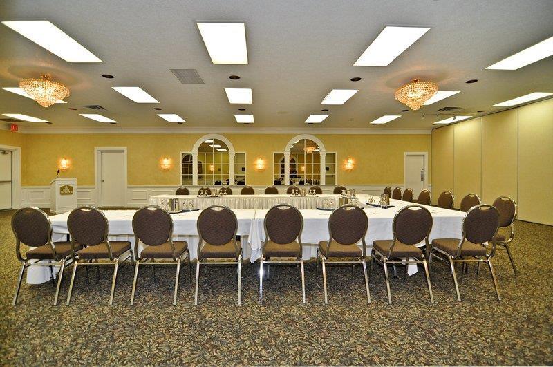 Western Mariposa & Conference Centre