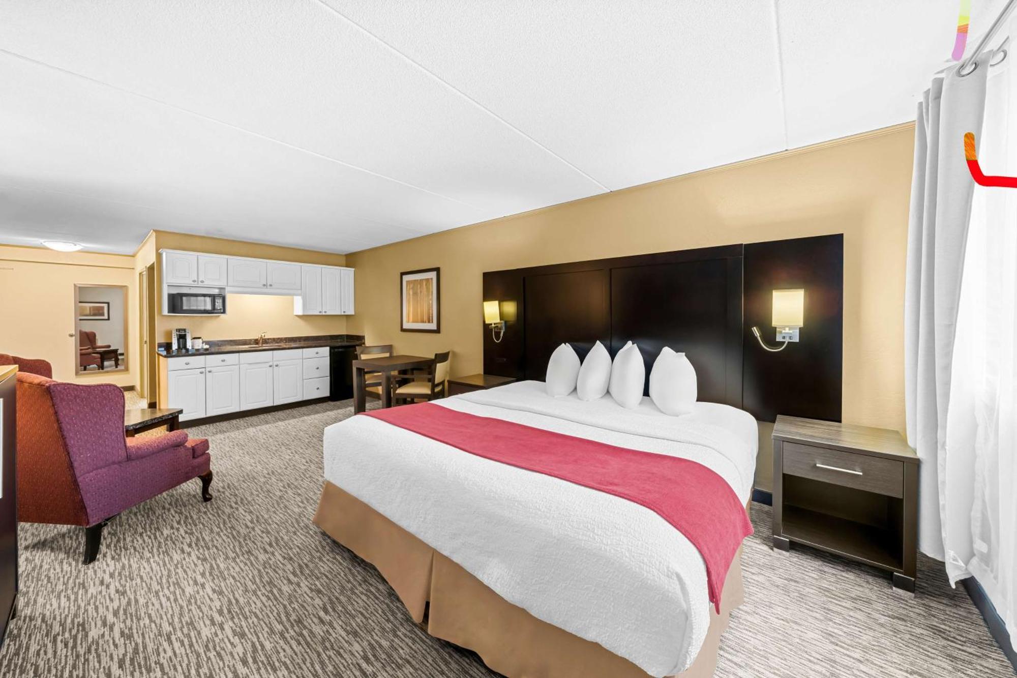 Hotel Western Mariposa & Conference Centre
